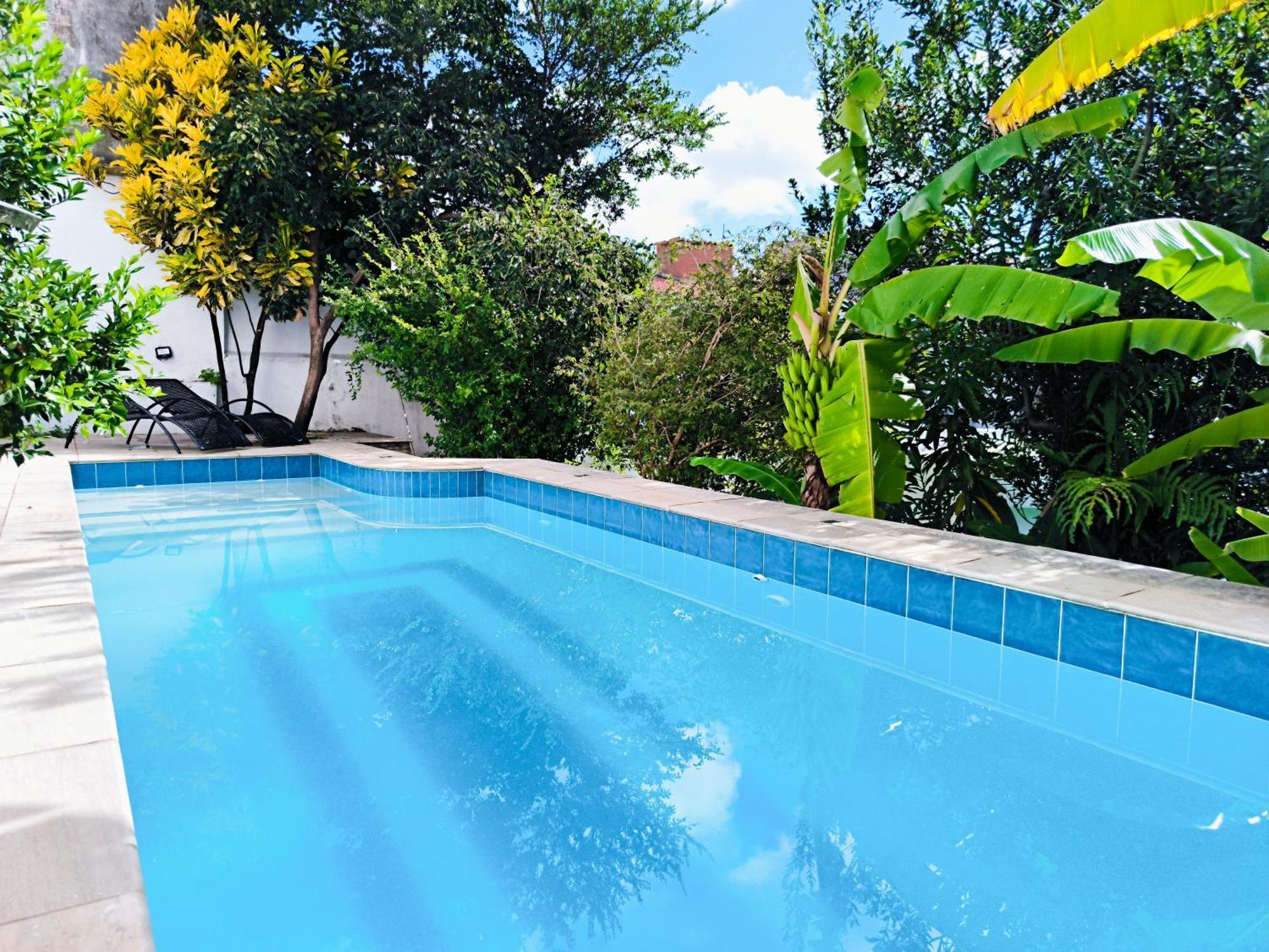 Piscina E Muito Verde Na Vila Madalena Casa de férias